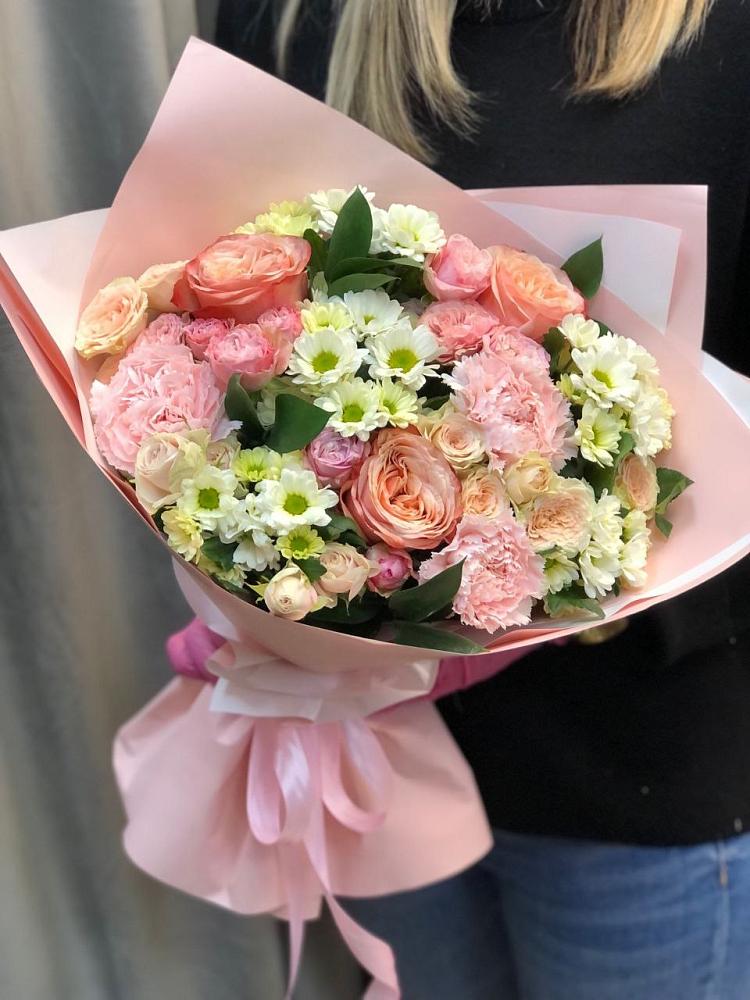 Букет цветов из: Гвоздики, Розы и Хризантемы в Степном Ставропольский край