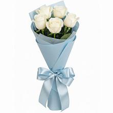Букет 5 Белых роз Проуд в Степном Ставропольский край