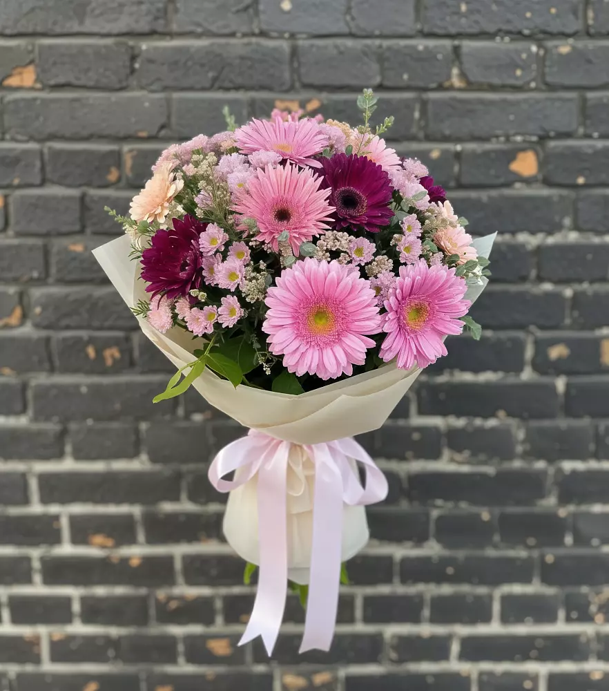 Букет цветов из: Герберы и Хризантемы в Степном Ставропольский край