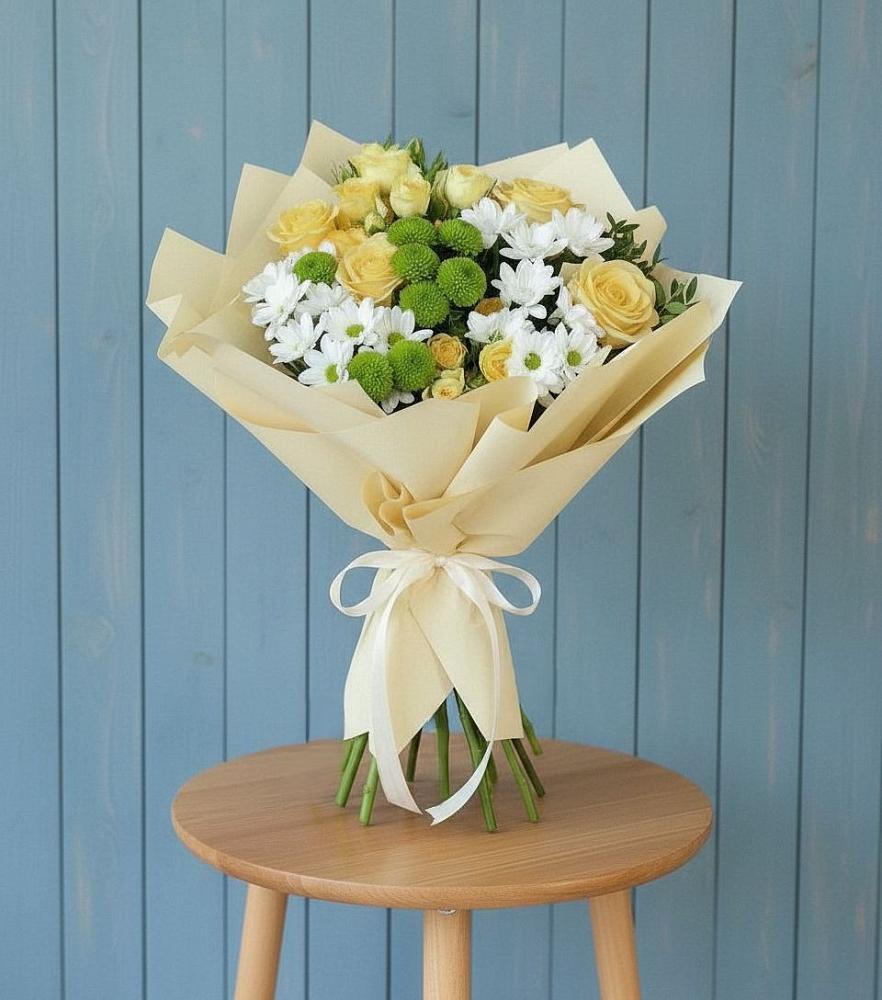 Букет цветов из: Хризантемы и Розы в Степном Ставропольский край