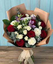 Букет цветов из:  Розы и Альстромерии в Степном Ставропольский край