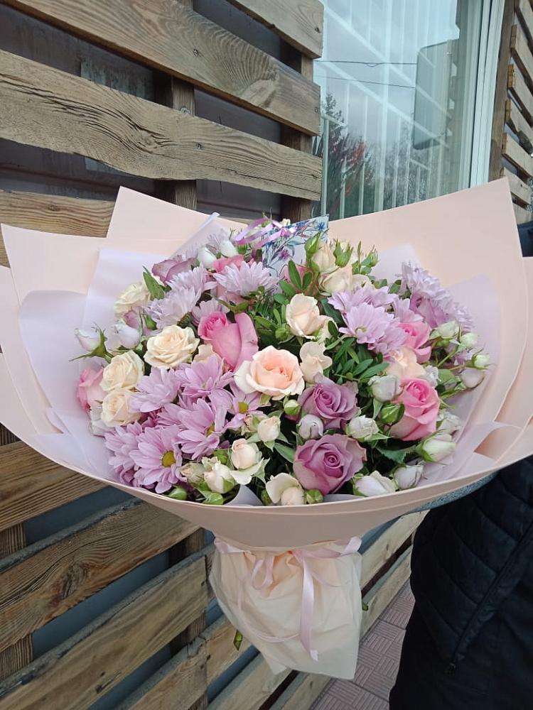 Букет цветов из: Розы и Хризантемы в Степном Ставропольский край