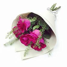 Букет цветов из:  Розы в Степном Ставропольский край