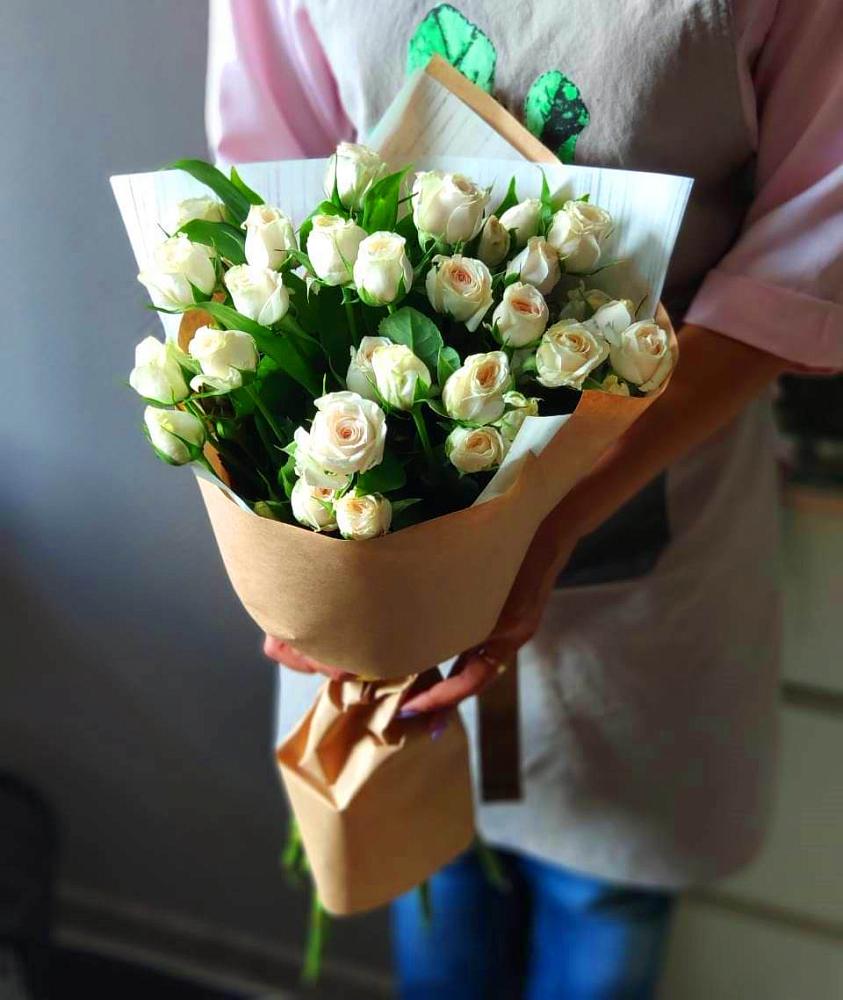 Букет цветов из: Розы в Степном Ставропольский край