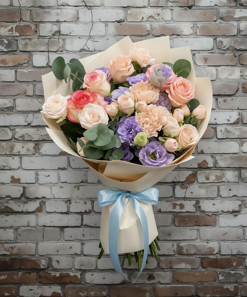 Букет цветов из: Розы, Лизиантусы и Гвоздики в Степном Ставропольский край