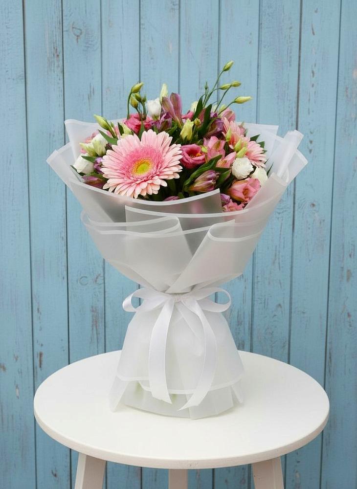 Букет цветов из: Герберы, Альстромерии и Лизиантусы в Степном Ставропольский край