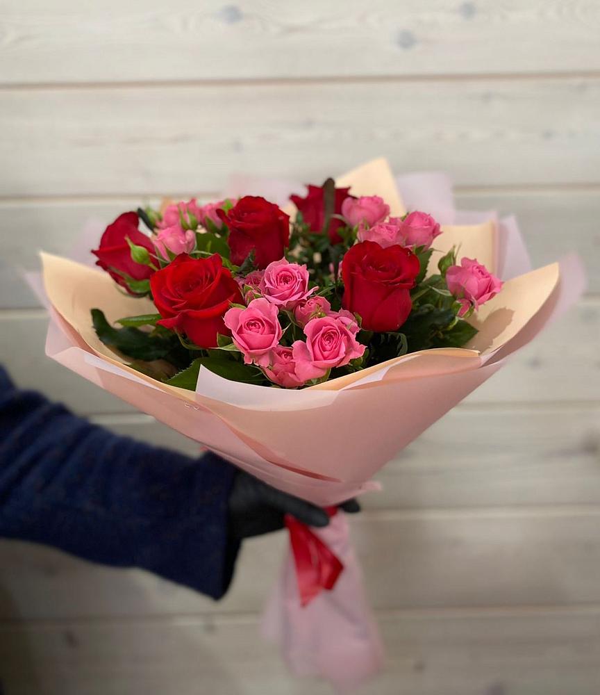 Букет цветов из: Розы в Степном Ставропольский край